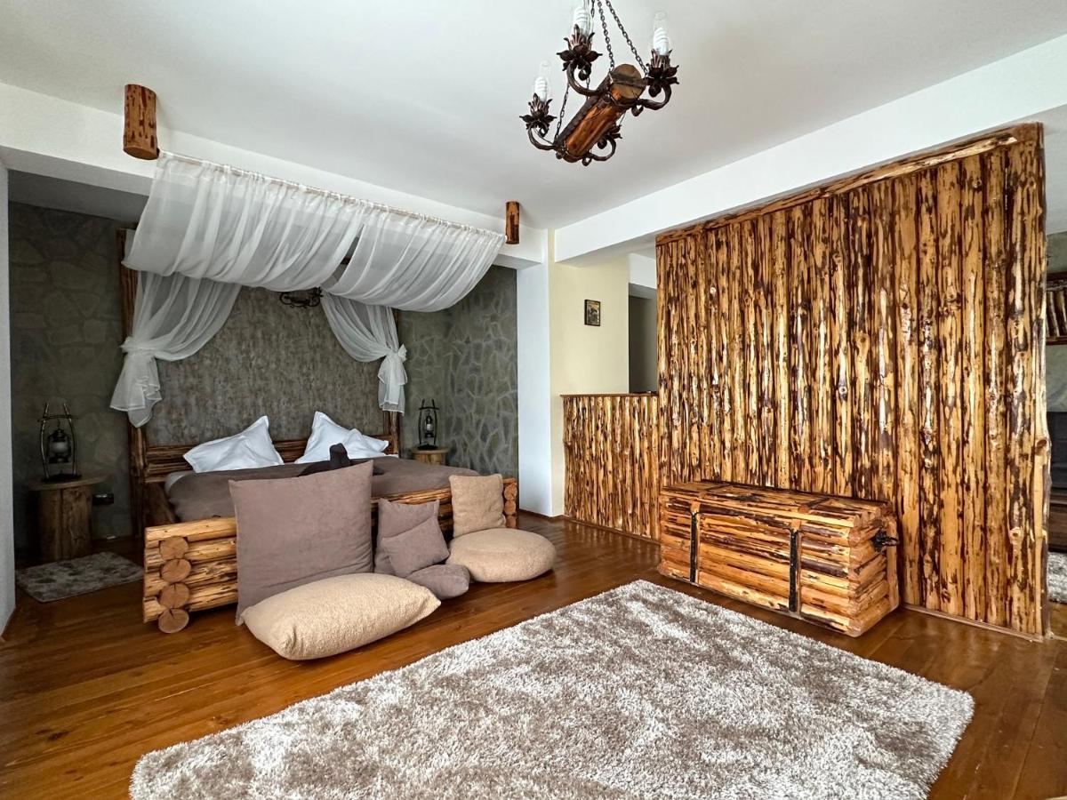 Casa Bradet Guest House Intorsura Buzaului Ngoại thất bức ảnh