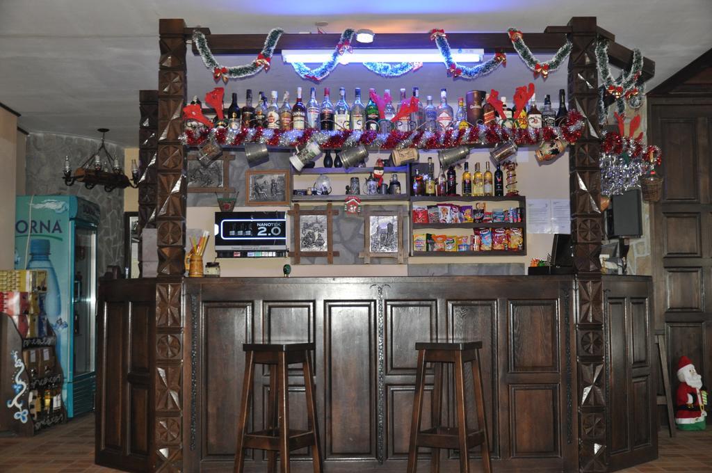 Casa Bradet Guest House Intorsura Buzaului Ngoại thất bức ảnh